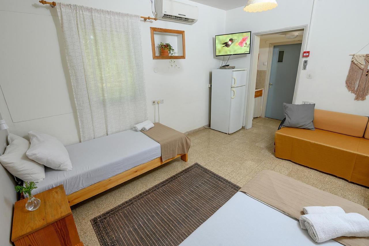 Jordan Valley Birding Lodge Kefar Ruppin Bagian luar foto