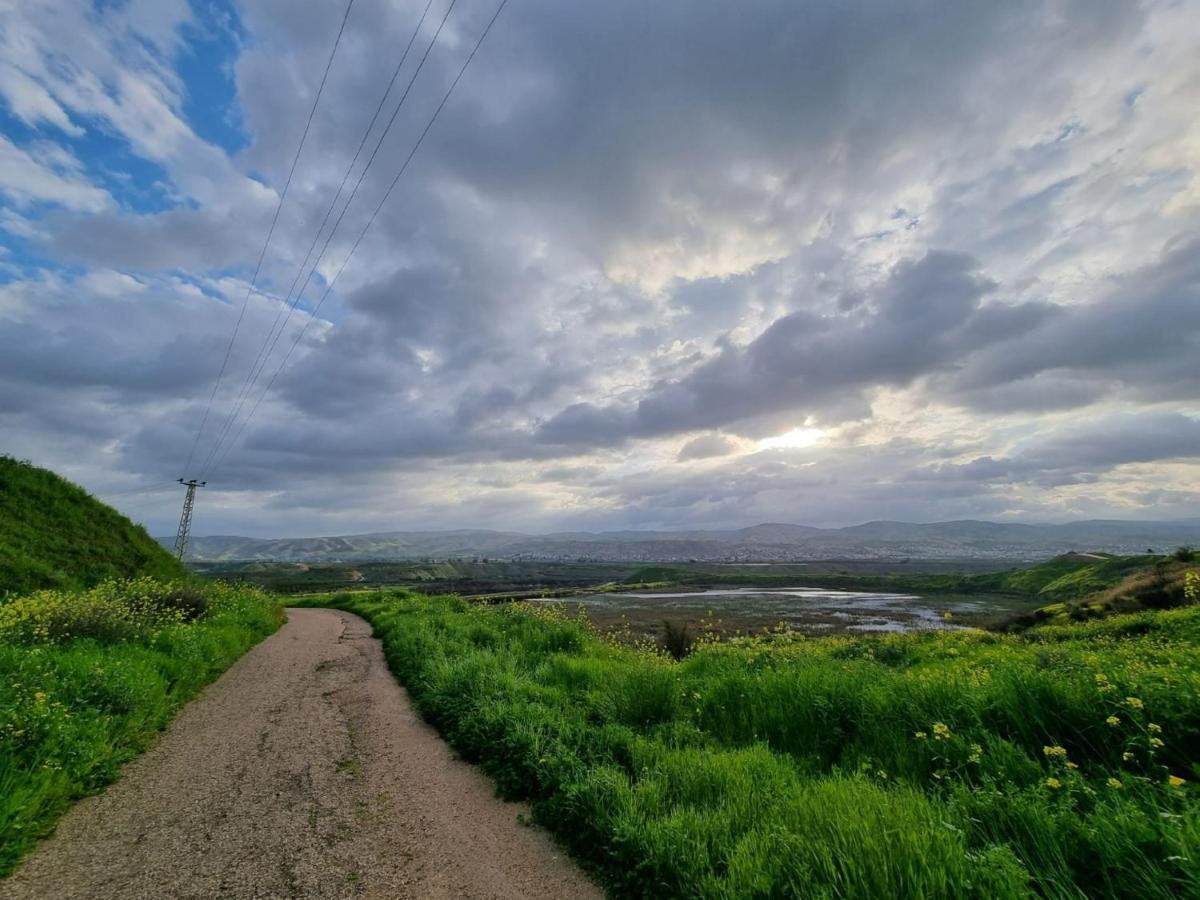 Jordan Valley Birding Lodge Kefar Ruppin Bagian luar foto